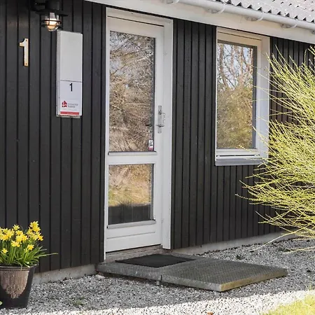 Tv1104-bindslev-haren-1 度假居